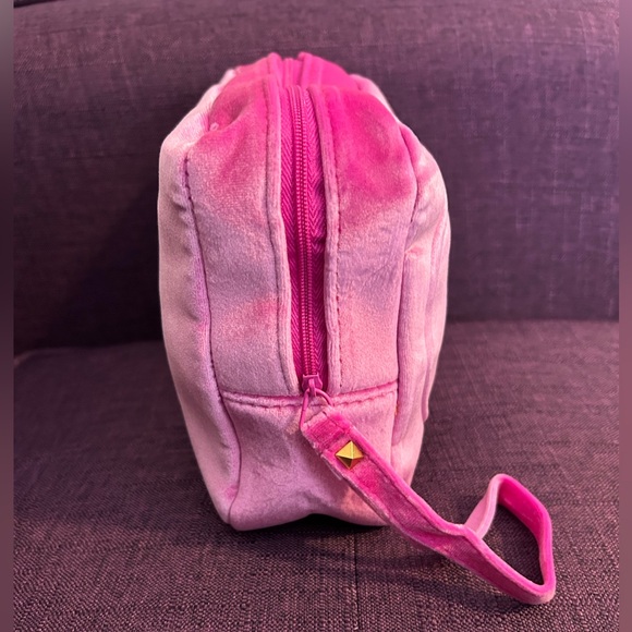 Valentino Pink Velvet Clutch with Embossed Logo NWOT - Picture 5 of 11